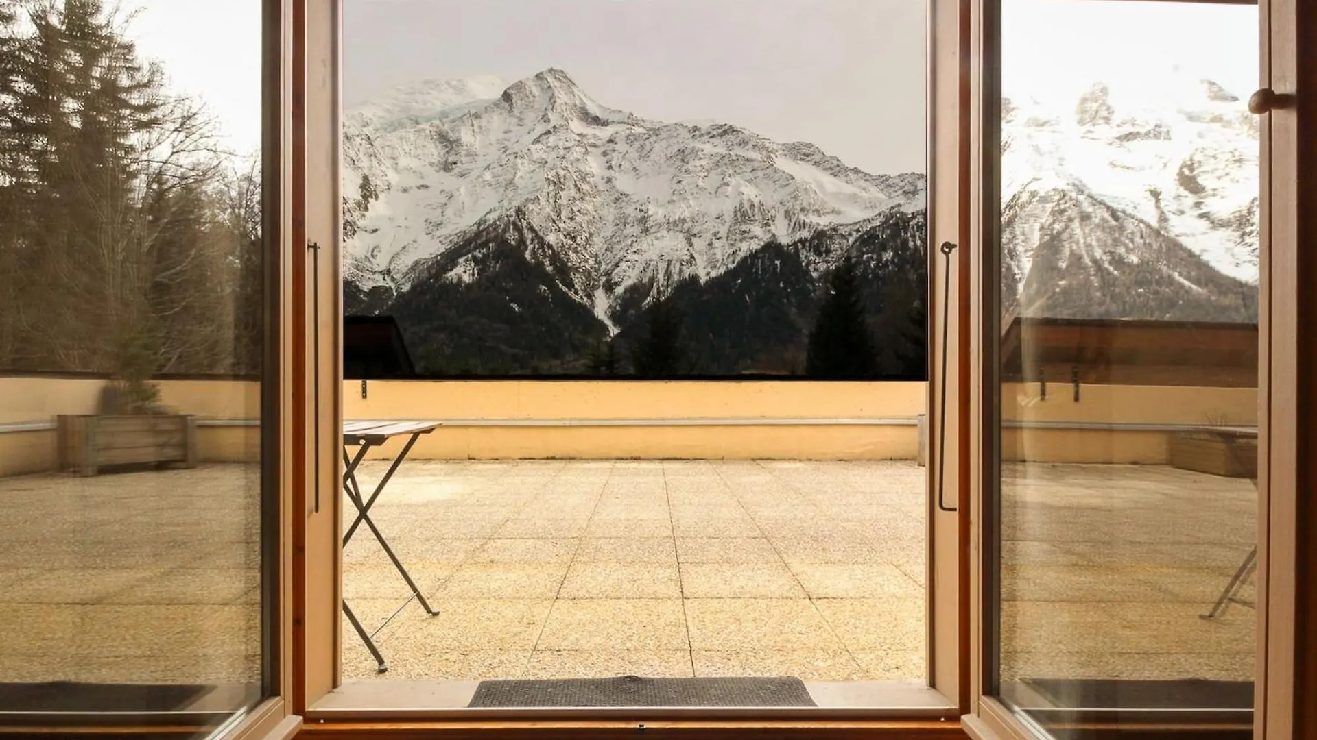 Betulle - 2Bedroom - Patio Facing Mont-Blanc Range Les Houches